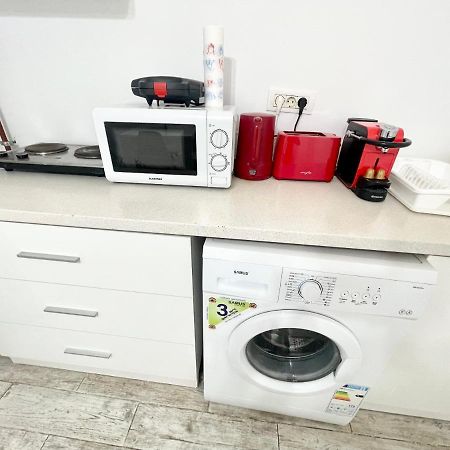Temple 4 Apartment Bucureşti Ngoại thất bức ảnh